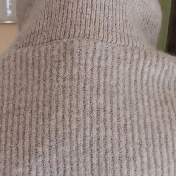 J.Crew Ribbed Gray Wool Blend Sweater. Classic. Preppy. - Picture 7 of 11